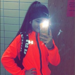 Meet your Posher, Kenna